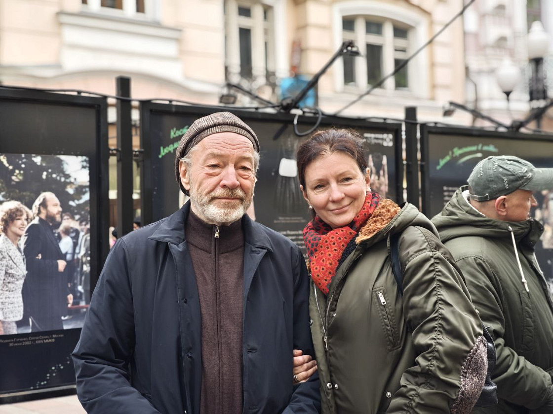 На Арбате прошло открытие фотовыставки «След кометы»