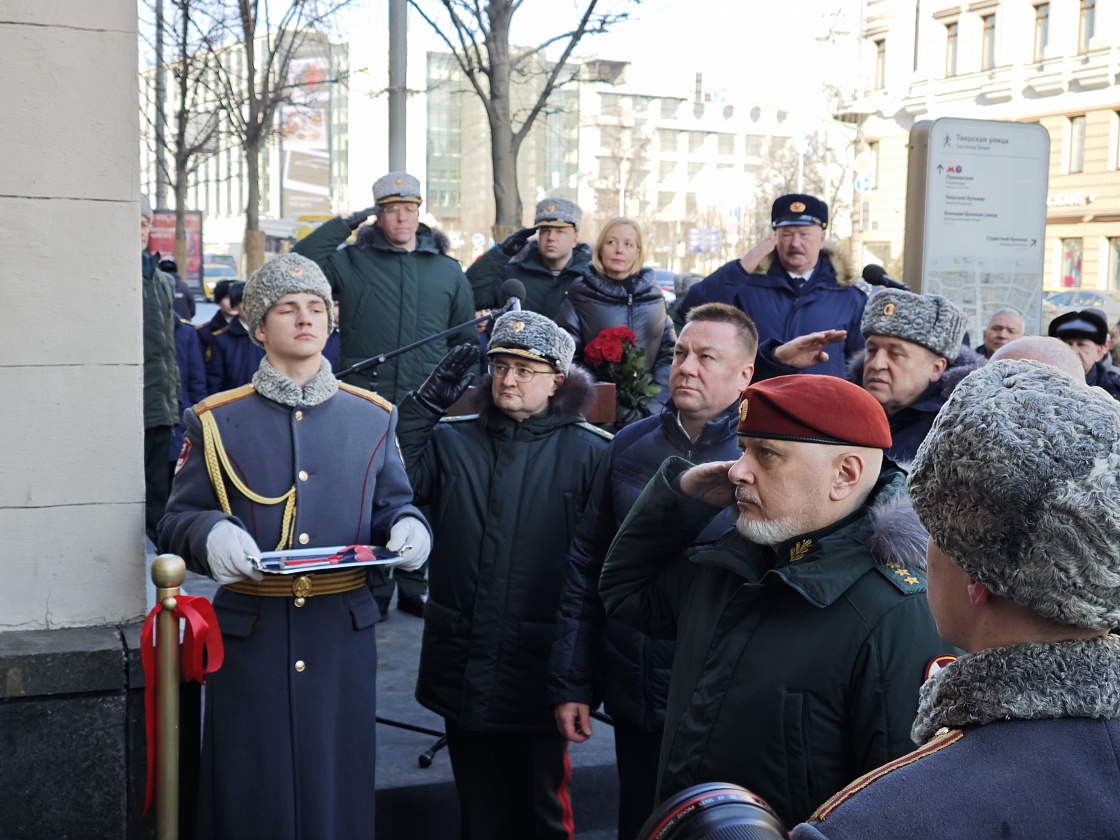 В столице прошло открытие мемориальной доски полковнику Алексею Волошину 