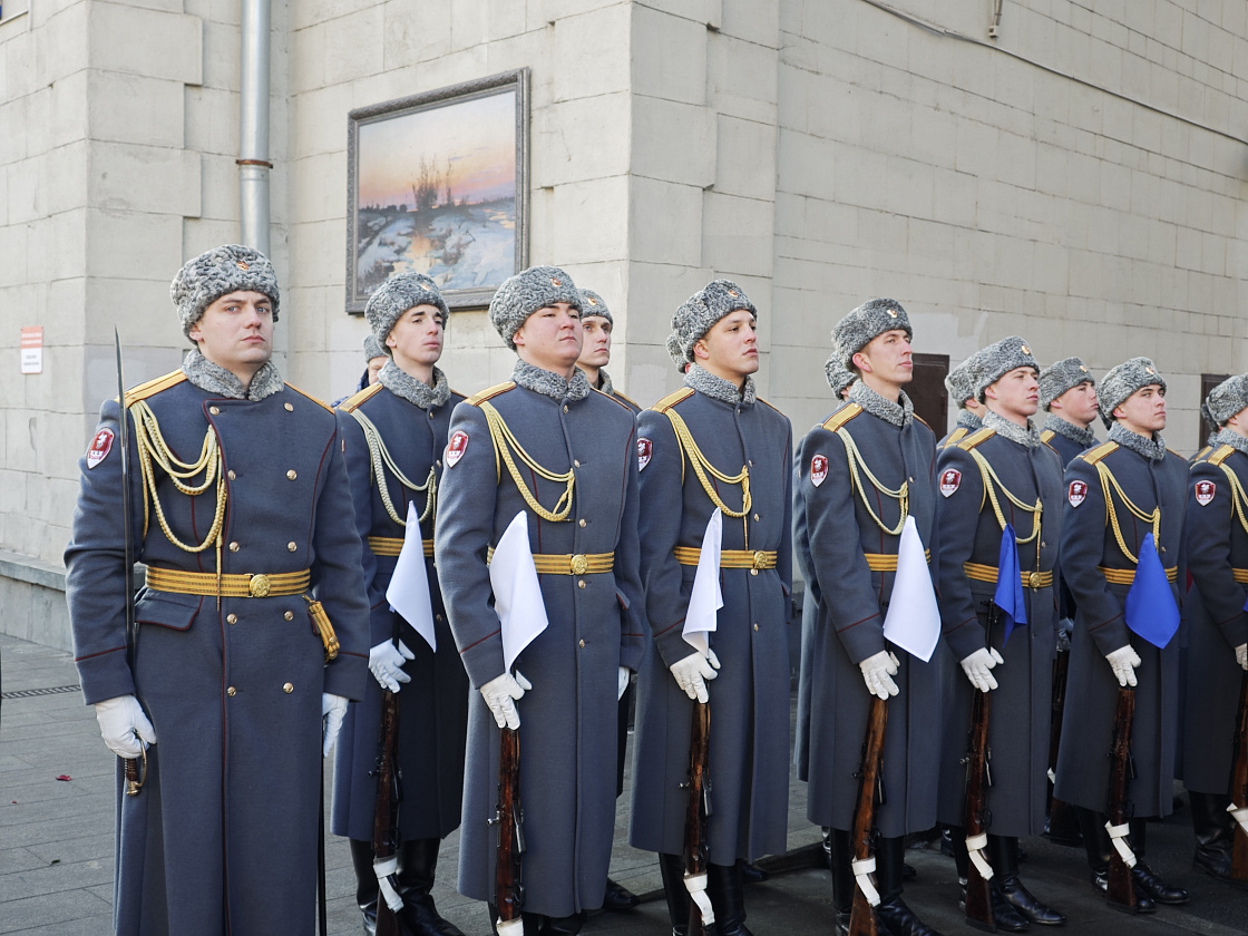 В столице прошло открытие мемориальной доски полковнику Алексею Волошину 