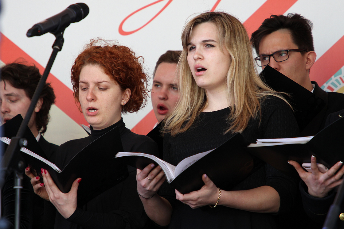 Празднование Пасхи в храмах Москвы