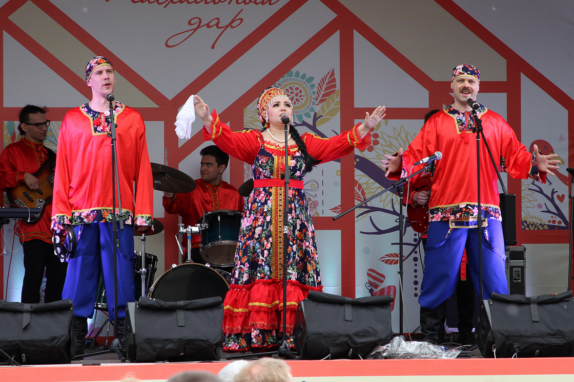 Празднование Пасхи в храмах Москвы