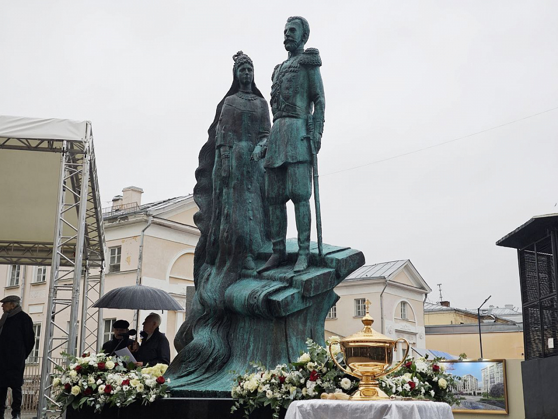В Москве открыли памятник князю Сергею Александровичу и Елизавете Федоровне