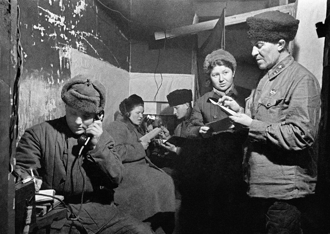 Связь Победы: фотовыставка, посвященная работникам службы Спецсвязи в годы Великой Отечественной войны