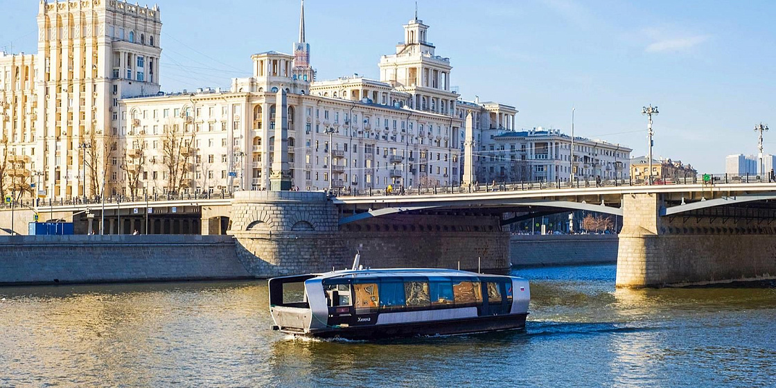 «Финансовая навигация» на Москве-реке: речные электросуда станут школой финансовой грамотности