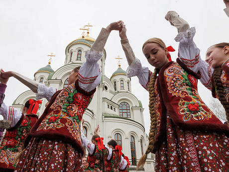 В Москве завершился фестиваль "Пасхальный дар" при храмах