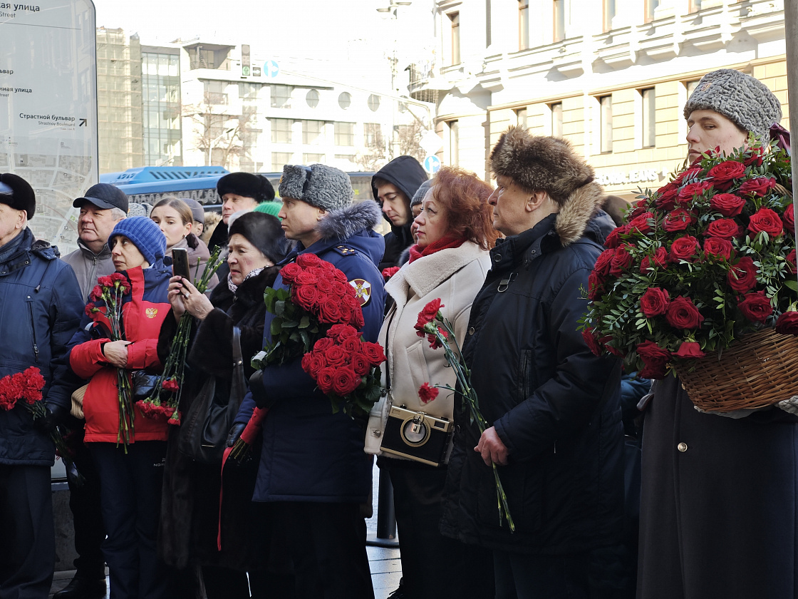 В столице прошло открытие мемориальной доски полковнику Алексею Волошину 