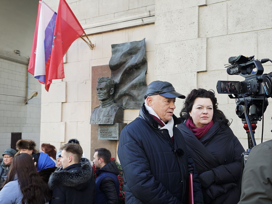 В столице прошло открытие мемориальной доски полковнику Алексею Волошину 