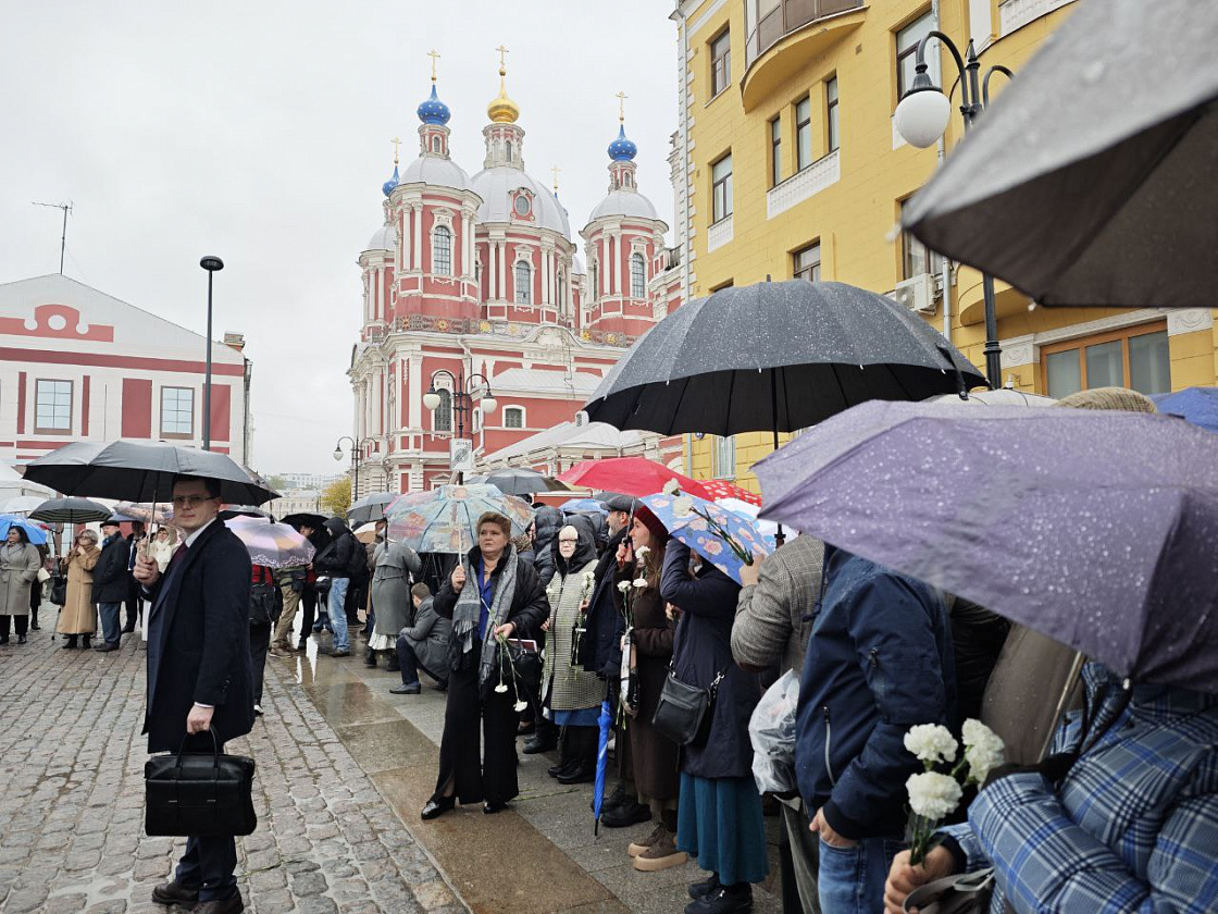 В Москве открыли памятник князю Сергею Александровичу и Елизавете Федоровне